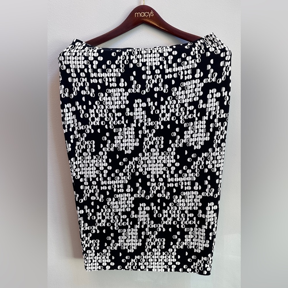 vince Camino black white geometric print skirt size M